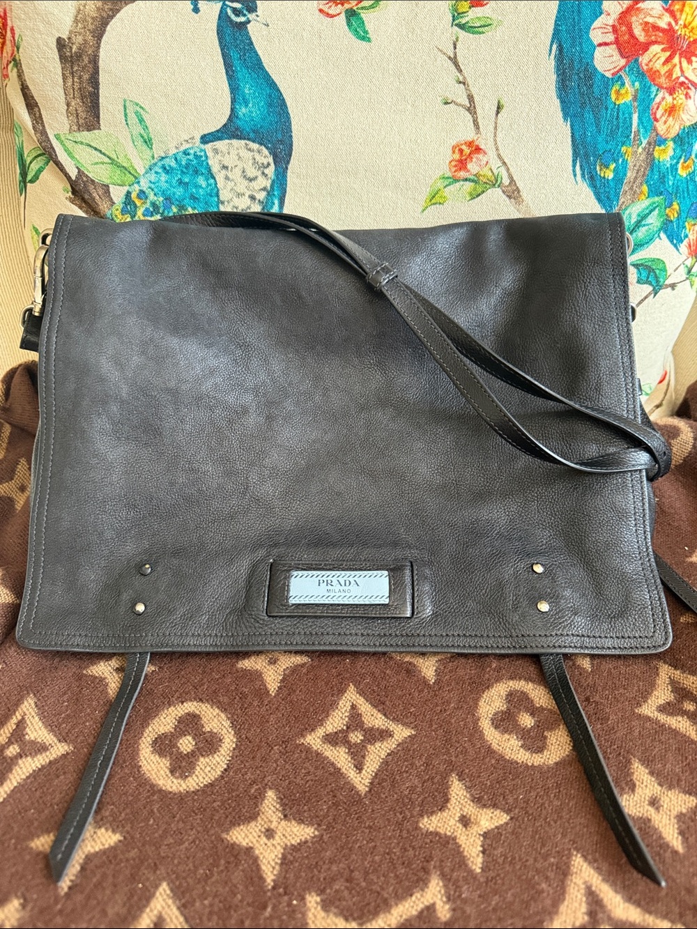 Prada Etiquette Leather Crossbody Messenger Vintage Bag